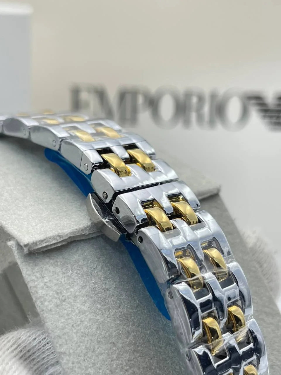 Montre Emporio Armani Stainless Steel - EA0045