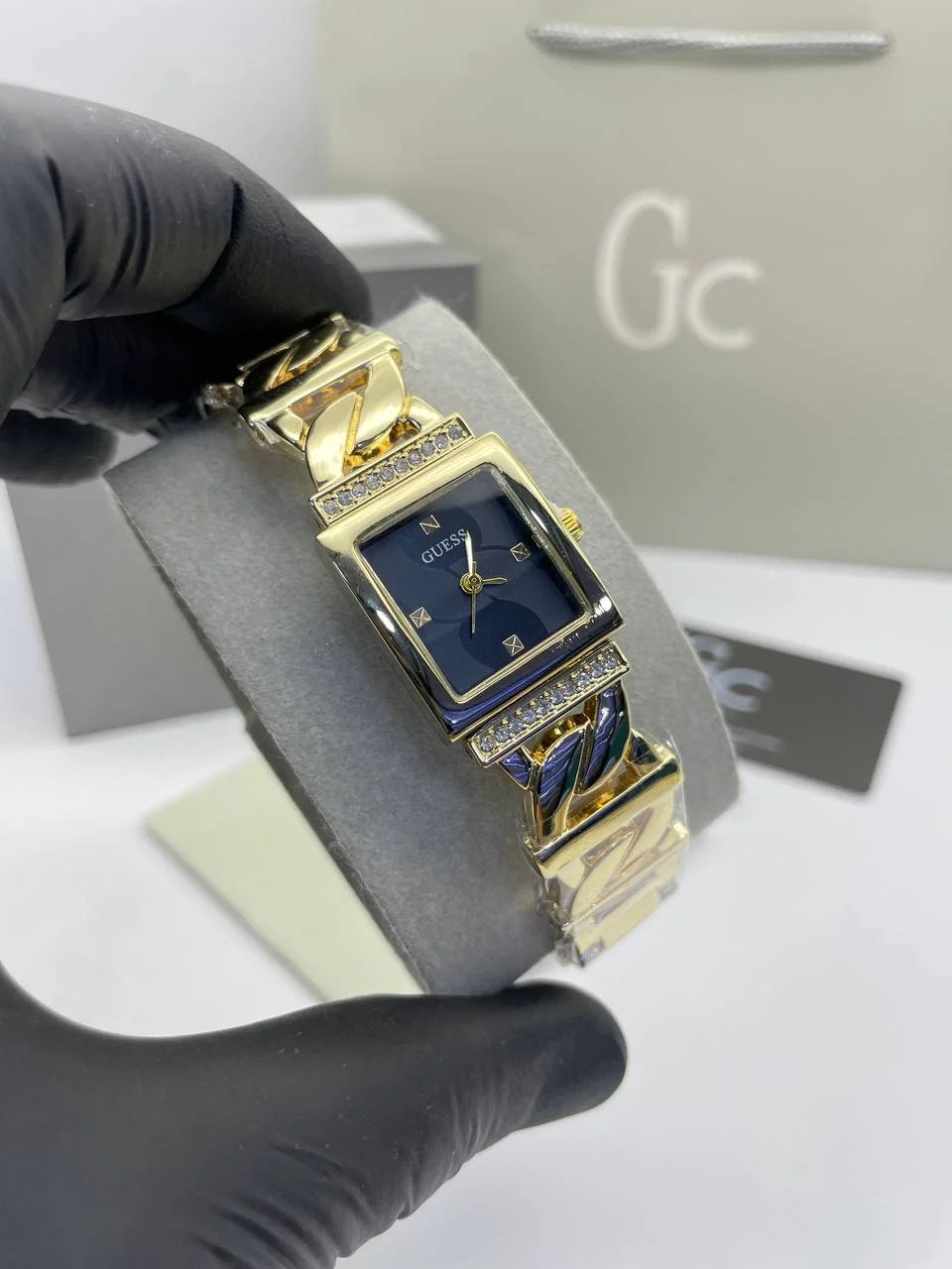 Montre GUESS - MG0010
