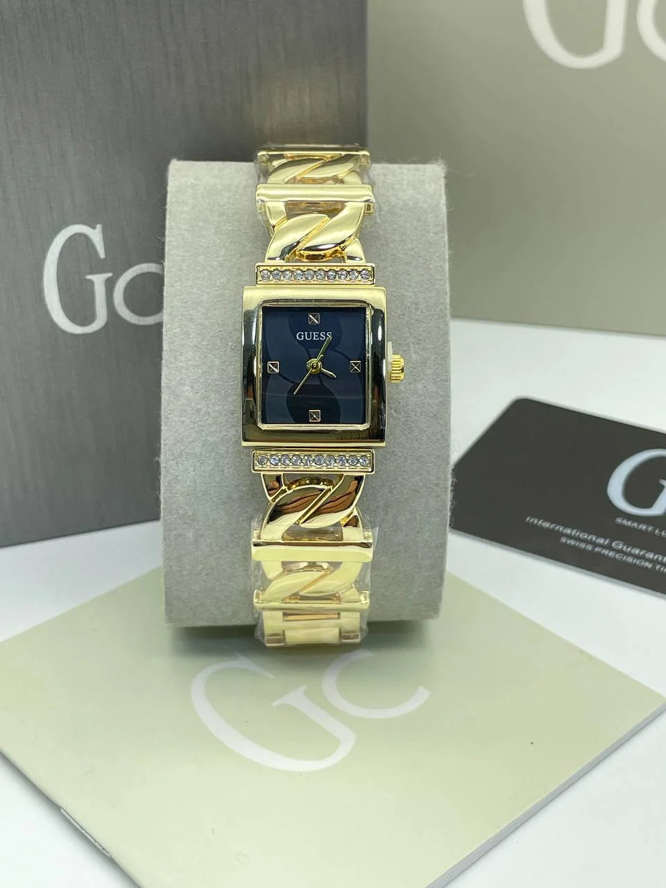 Montre GUESS - MG0010