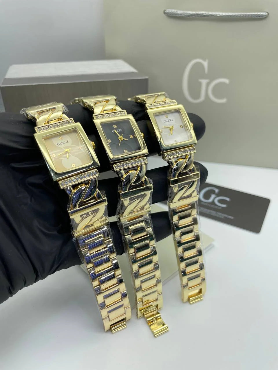 Montre GUESS - MG0011