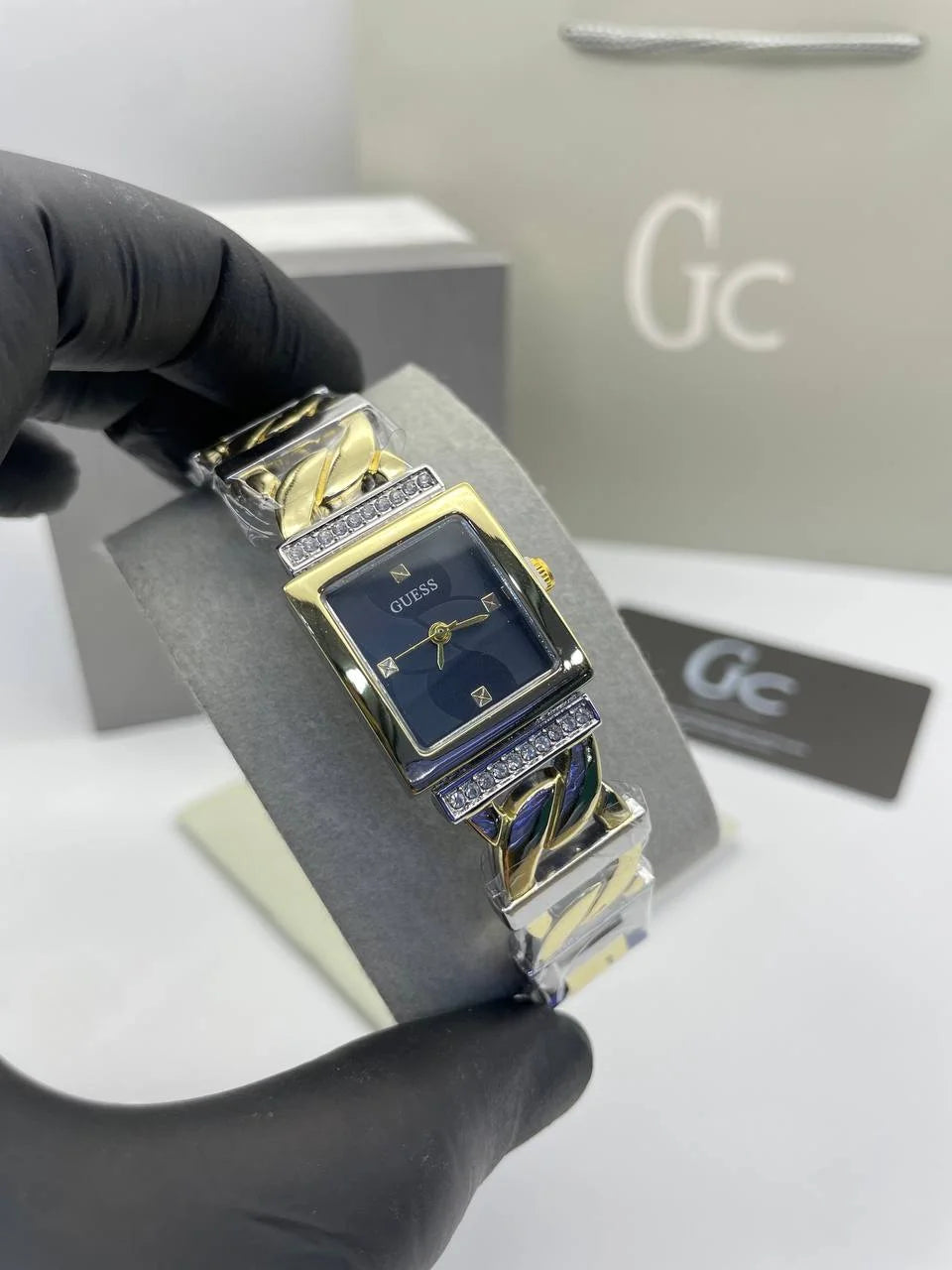 Montre GUESS - MG0014