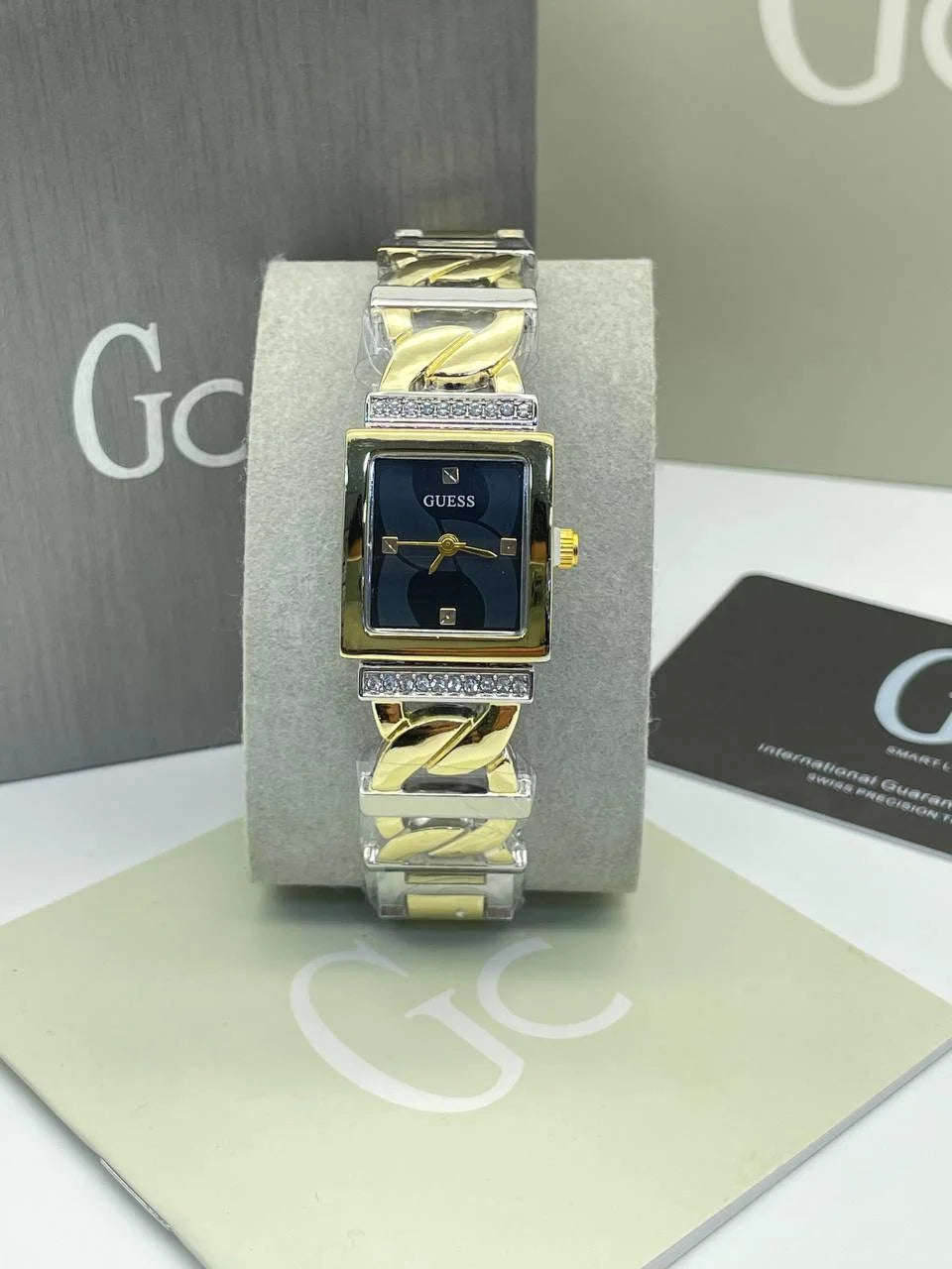 Montre GUESS - MG0014