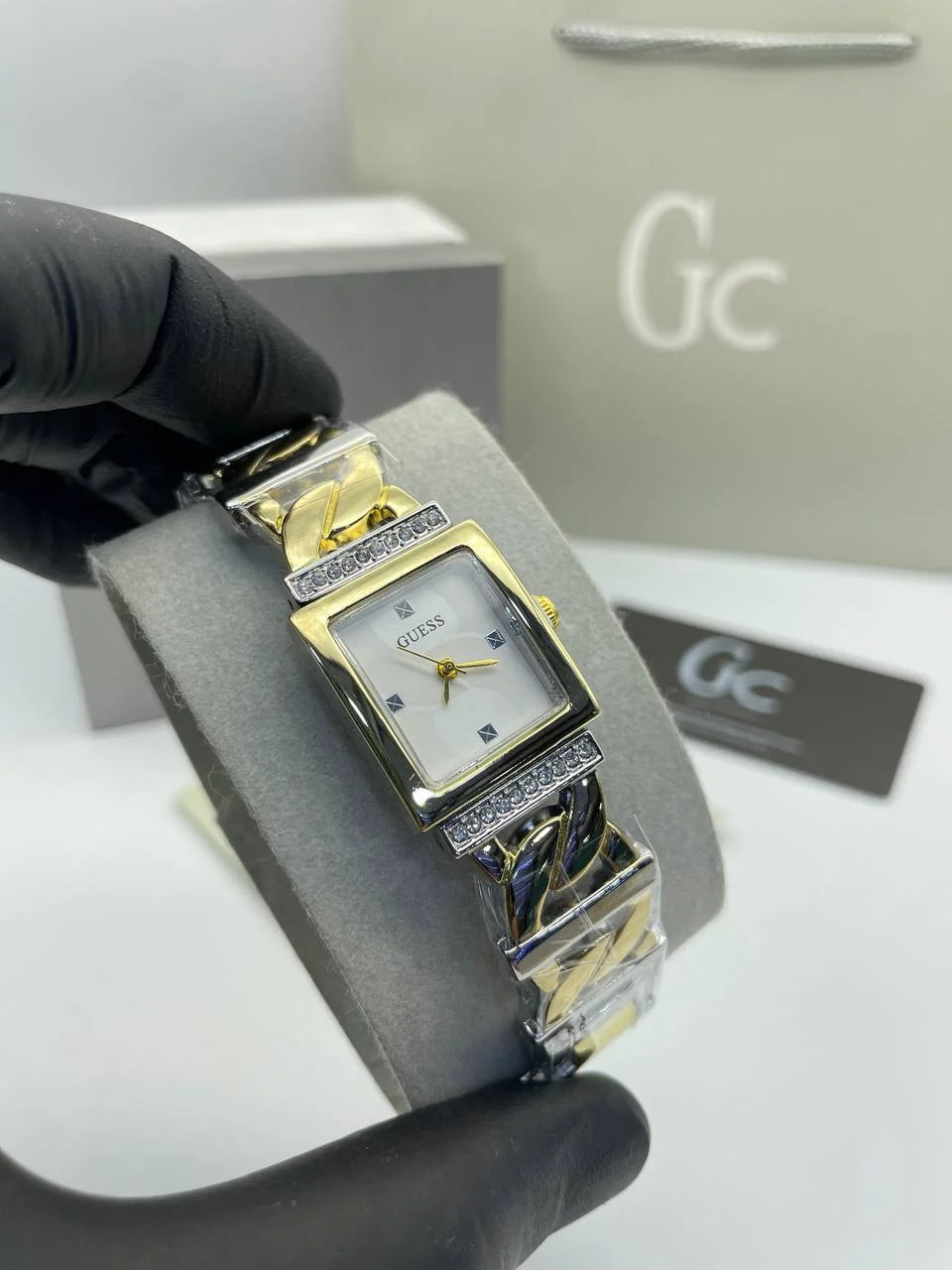 Montre GUESS - MG0013