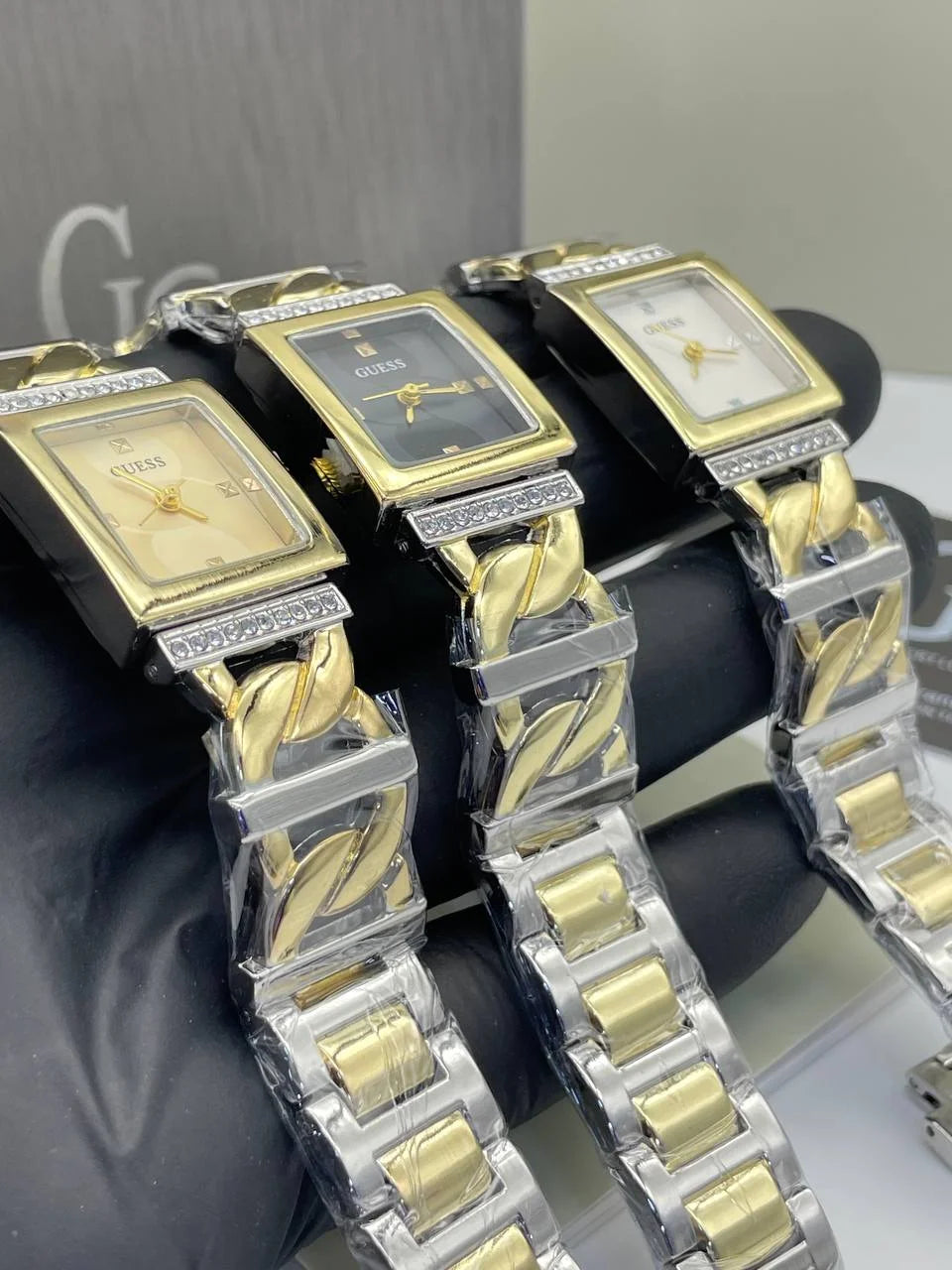 Montre GUESS - MG0014