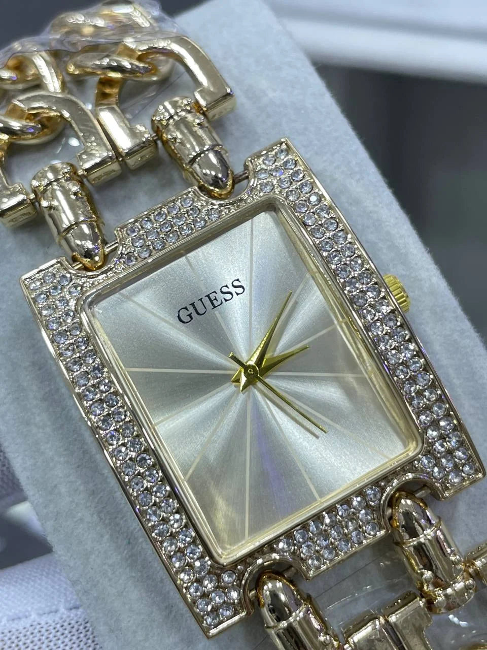 Montre GUESS - MG0005