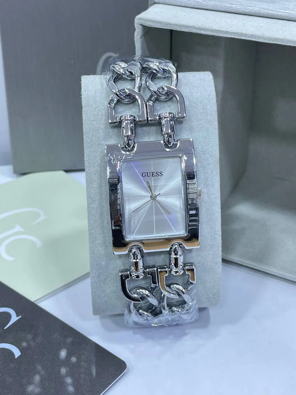 Montre GUESS - MG0007