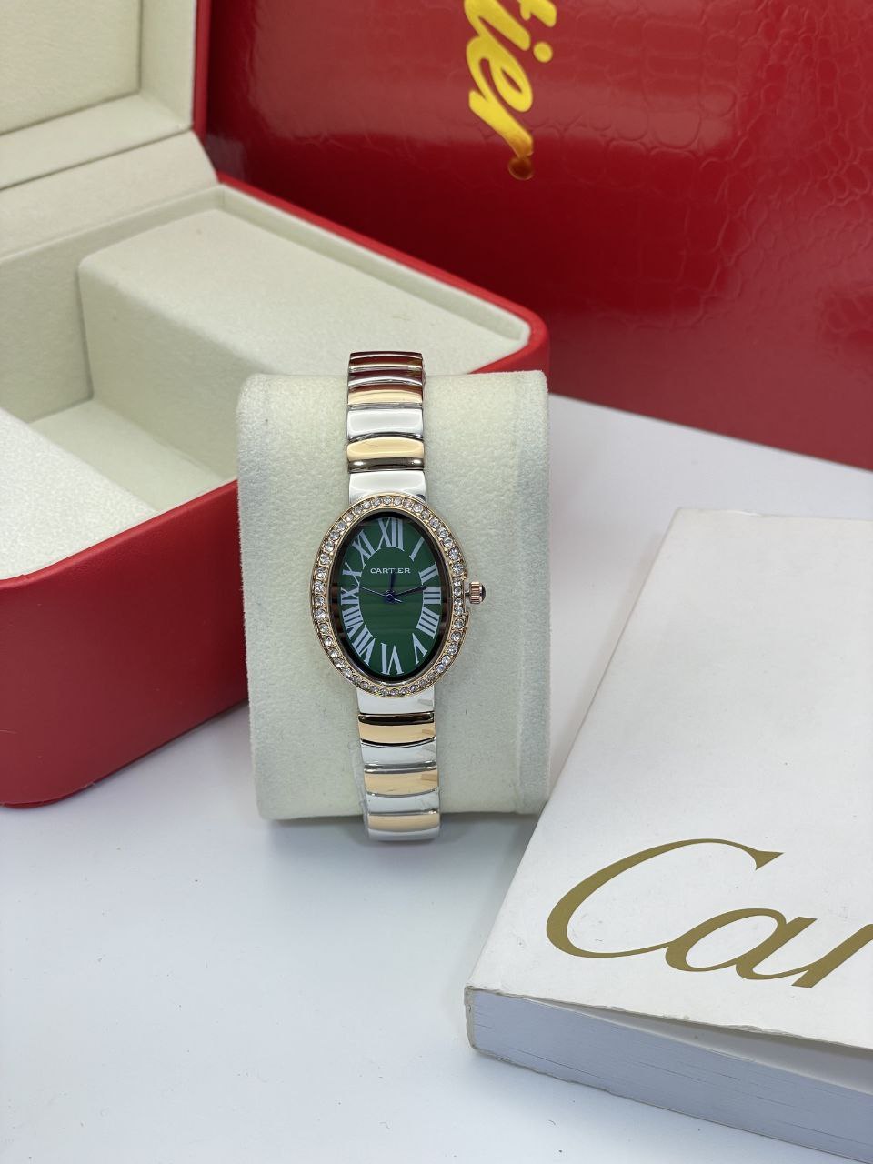 Montre Cartier Baignoire : Éclat et Élégance - CB0022