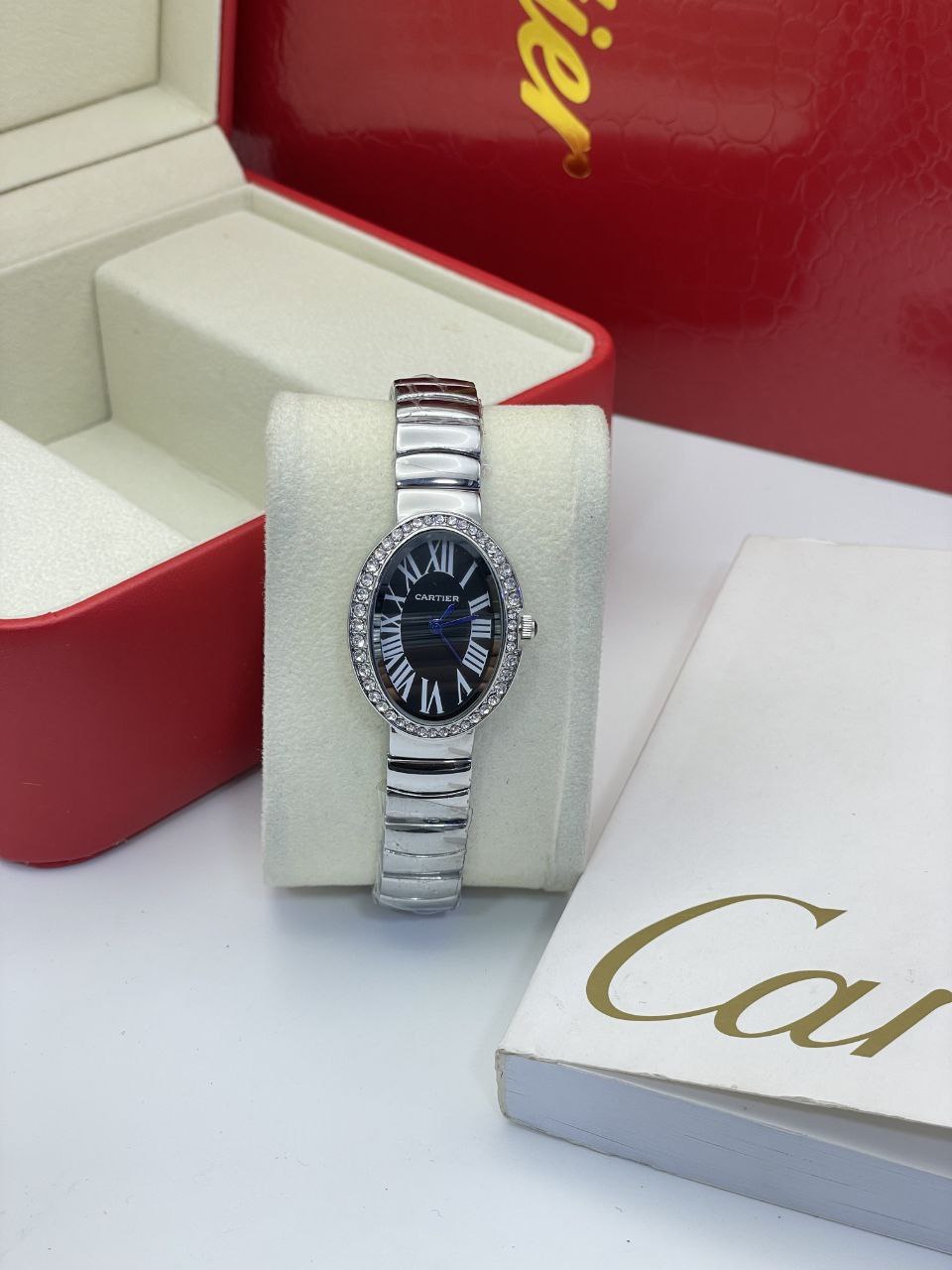 Montre Cartier Baignoire : Sophistication et Élégance - CB0030
