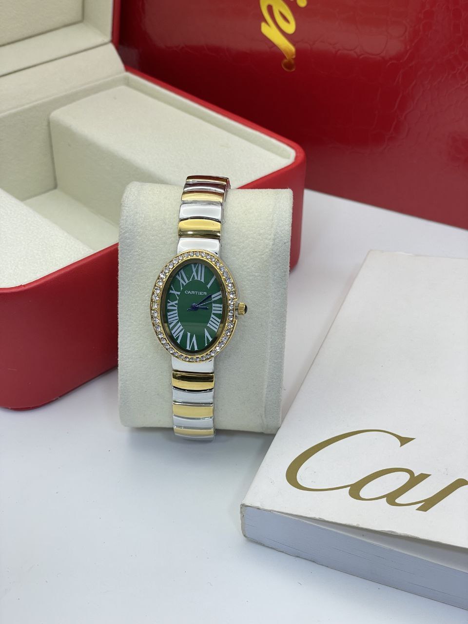 Montre Cartier Baignoire : Éclat et Élégance - CB0022