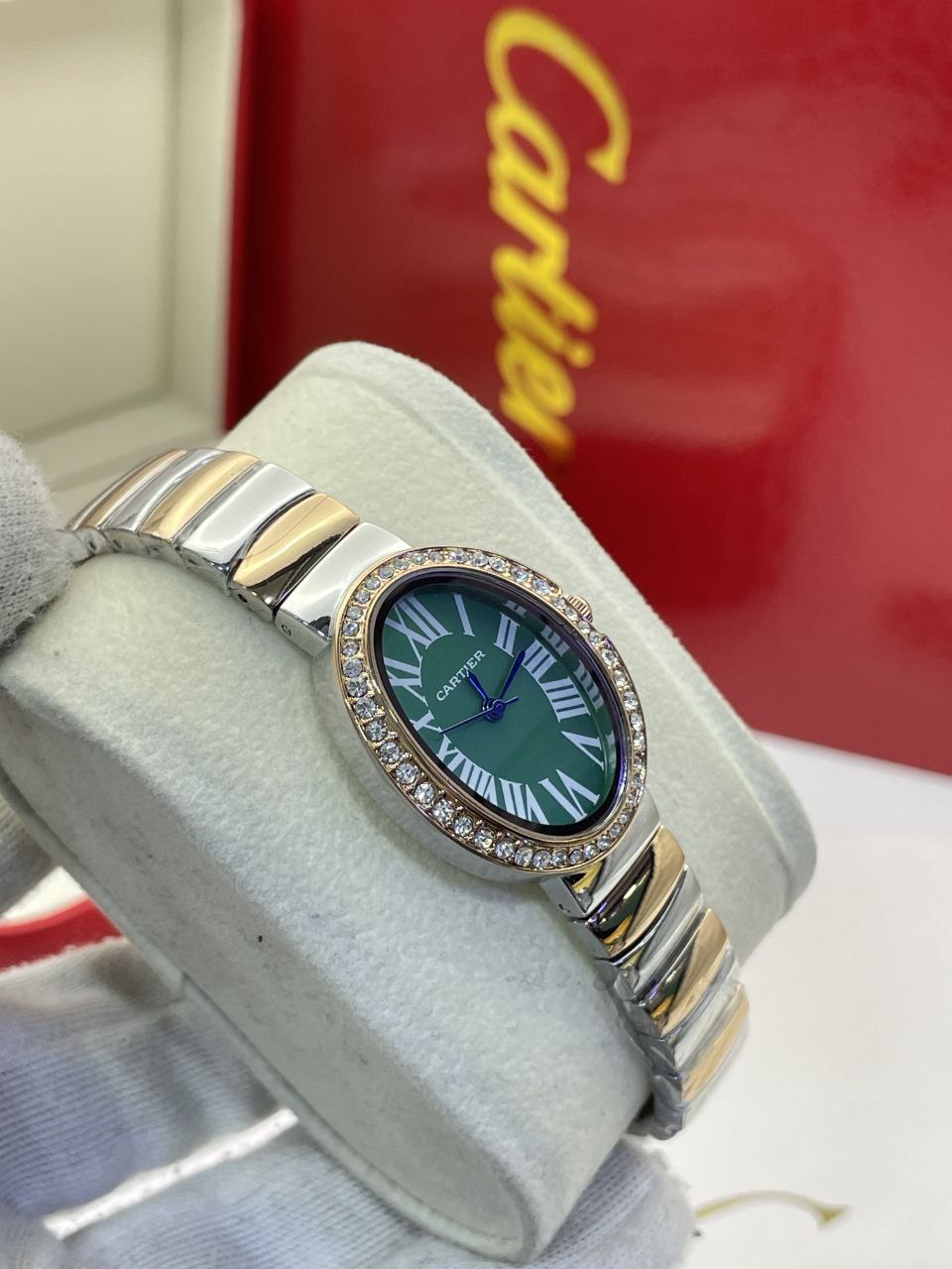 Montre Cartier Baignoire : Éclat et Élégance - CB0022