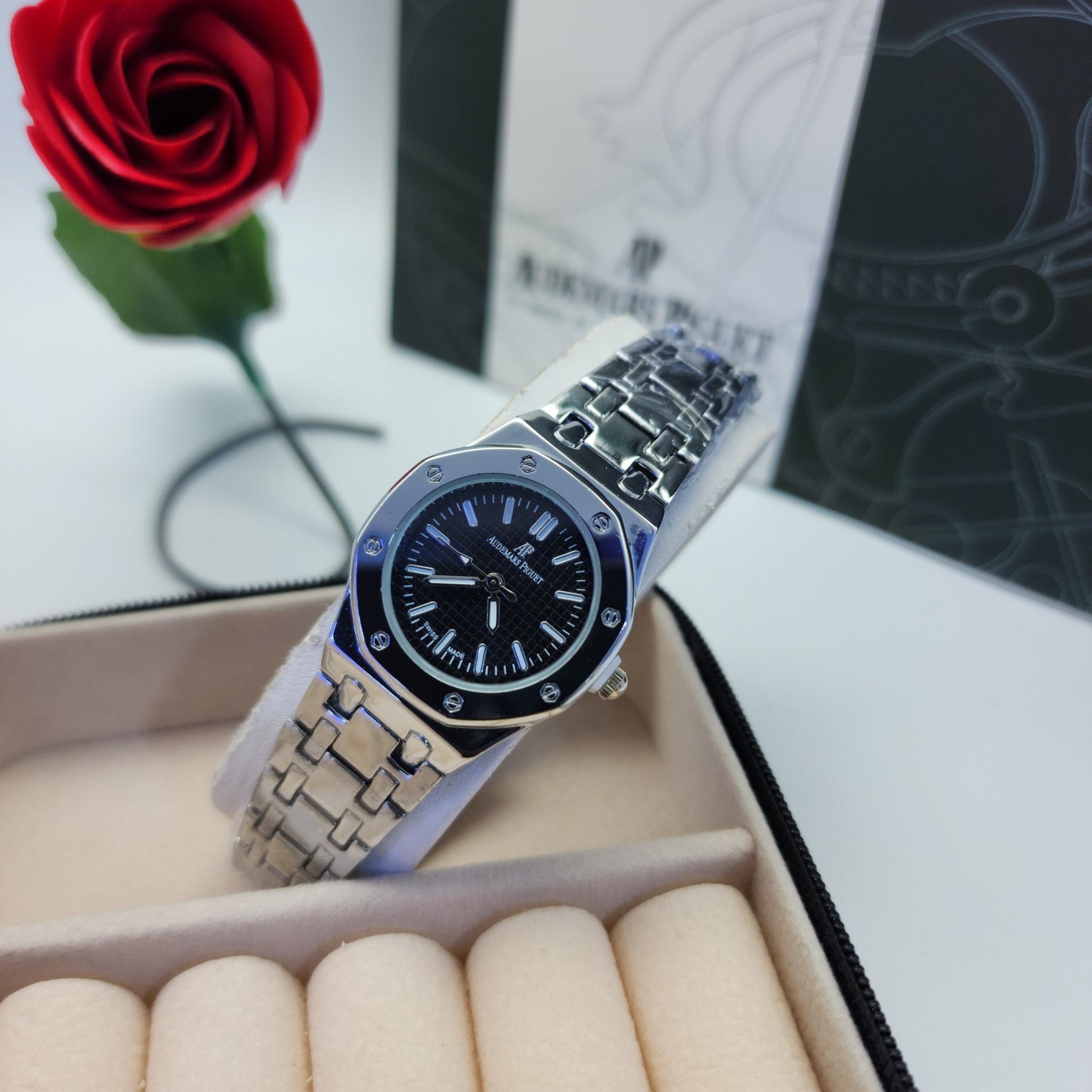Montres Audemars Piguet : Excellence et Précision - AP0010
