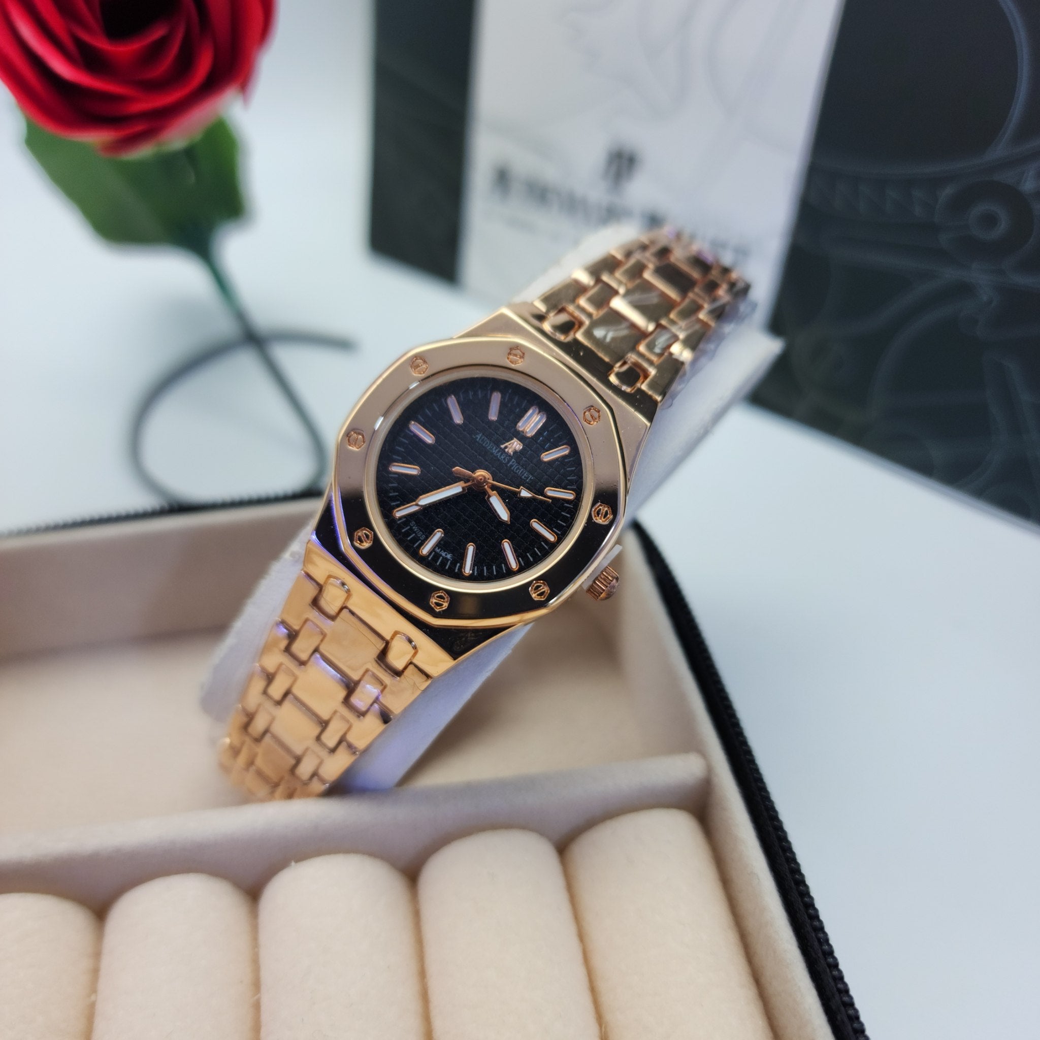 Montres Audemars Piguet : Élégance et Distinction - AE0011