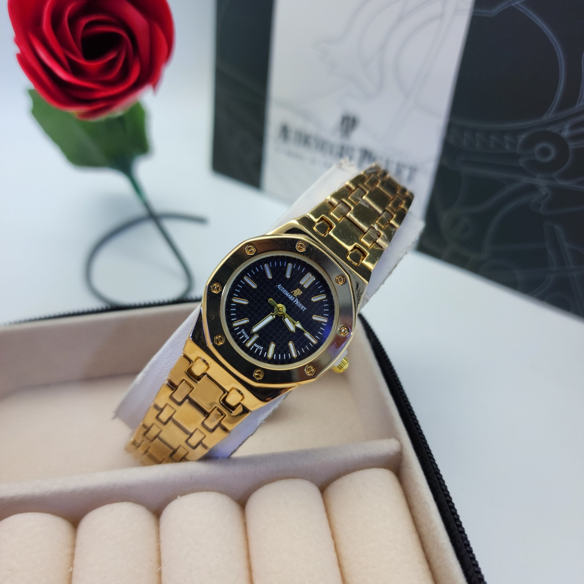 Montres Audemars Piguet : Luxe et Élégance - AE0012